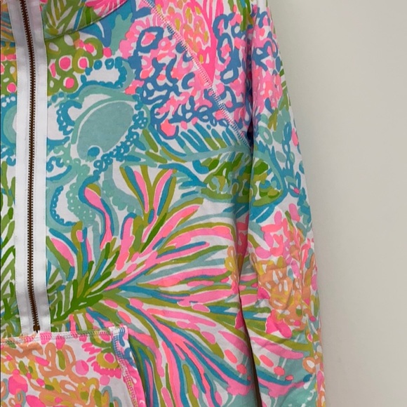 Lilly Pulitzer women’s half zip - Picture 4 of 7